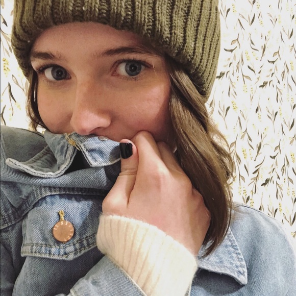 Meet the Posher Other - Meet your Posher, Lexi